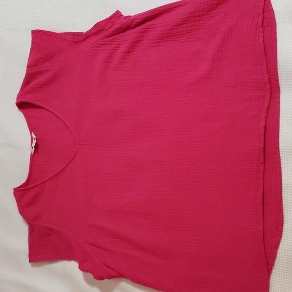 Three Dots. Hot Pink, Cap Sleeves, V-neckline Top. Size XXL. - Picture 1 of 11